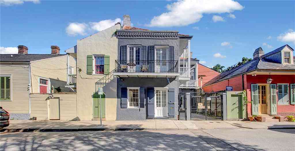Homes For Sale - 632 Burgundy Street<br/> New Orleans, LA 70112