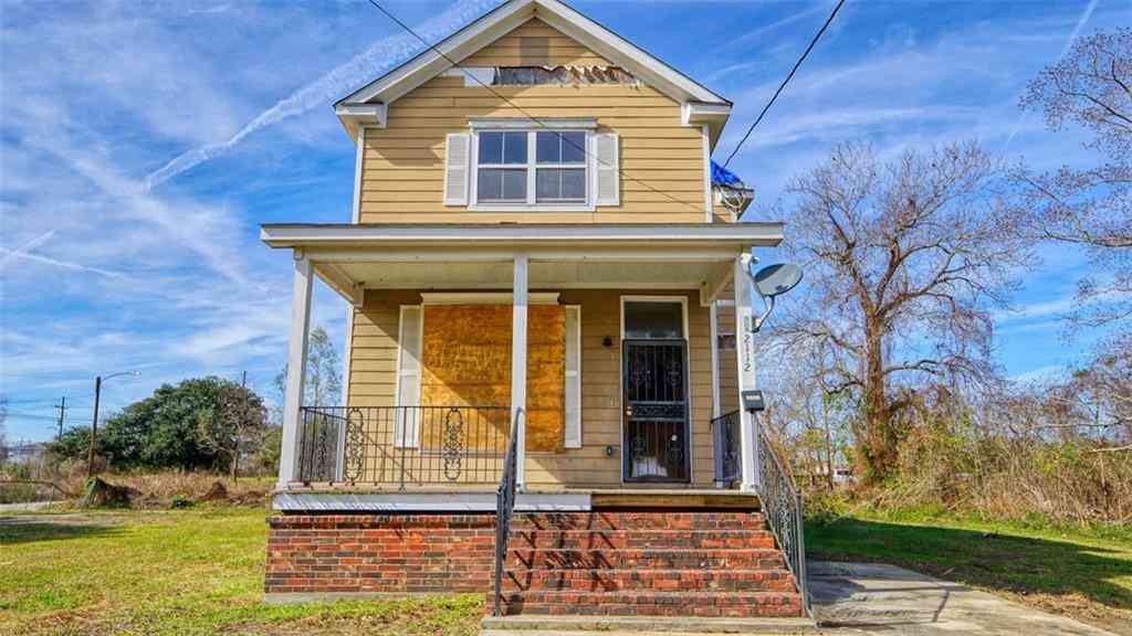 Homes For Sale - 2112 Benton Street<br/> New Orleans, LA 70117