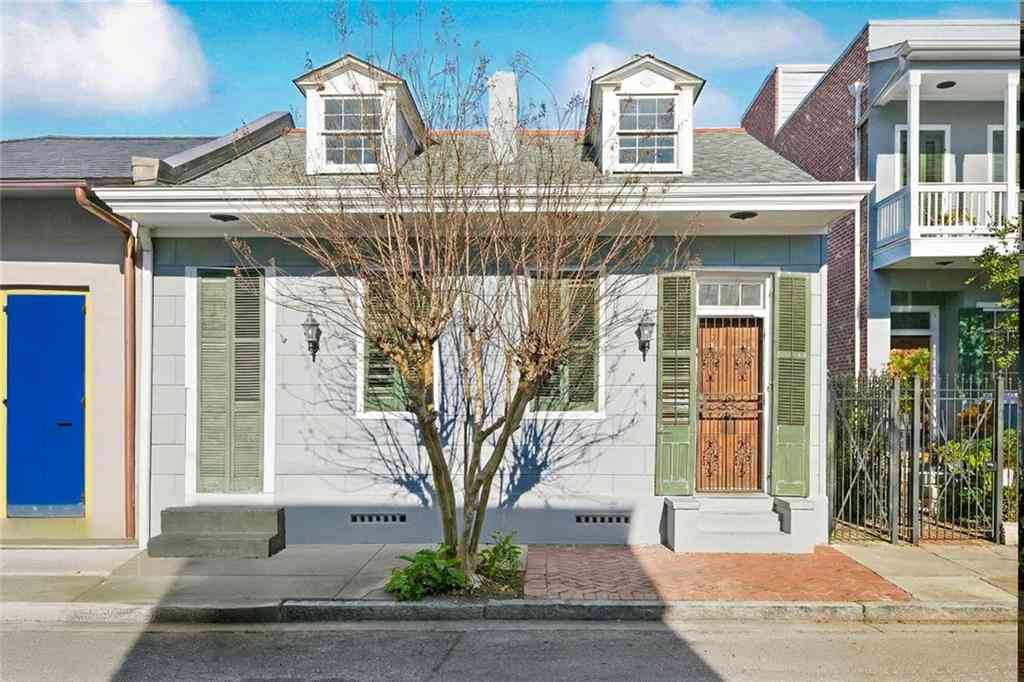 Homes For Sale - 1135 Ursulines Avenue<br/> New Orleans, LA 70116