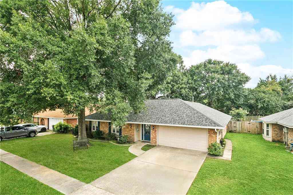 Homes For Sale - 1321 Patriot Drive<br/> Slidell, LA 70458