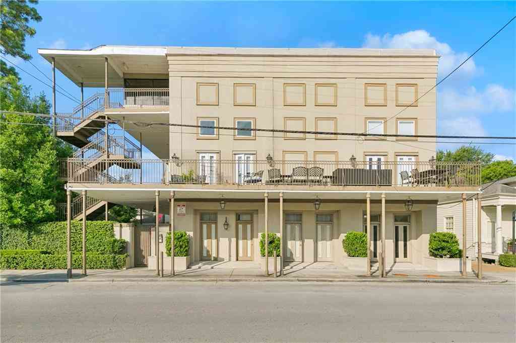 Homes For Sale - 8416 Oak Street #K<br/> New Orleans, LA 70118
