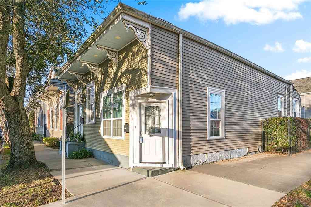 Homes For Sale - 1738 Burdette Street #1738<br/> New Orleans, LA 70118