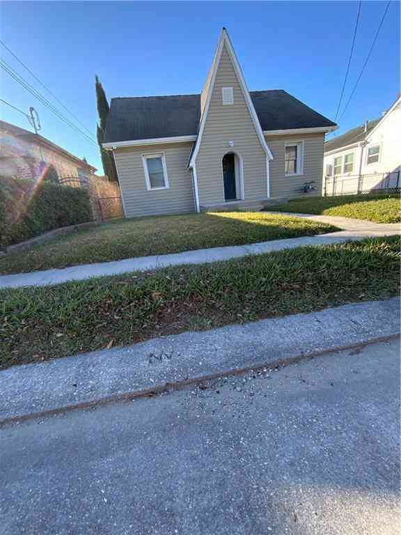 Homes For Sale - 508 Labarre Drive<br/> Metairie, LA 70001