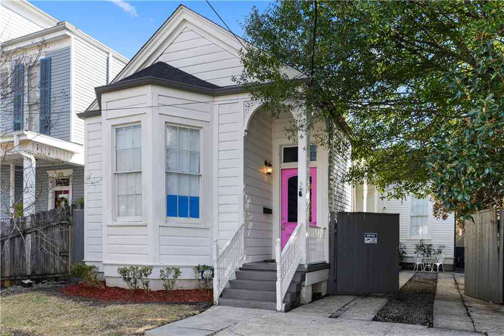 Homes For Sale - 328 S Scott Street<br/> New Orleans, LA 70119