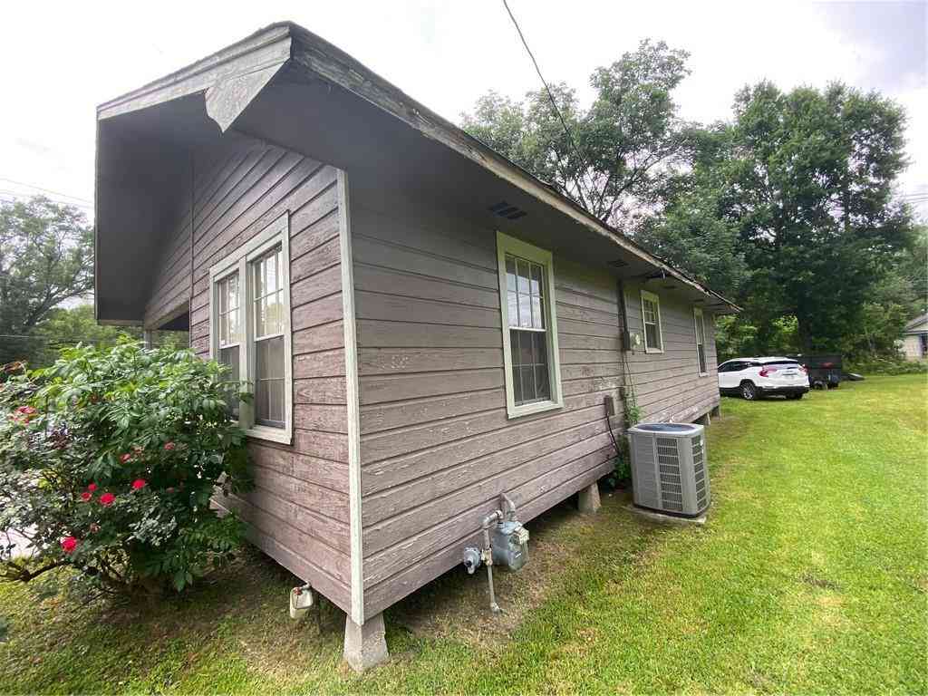 Homes For Sale - 2565 Galvez Street<br/> Baton Rouge, LA 70805