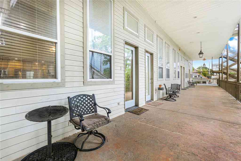 Homes For Rent - 8416 Oak Street #F<br/> New Orleans, LA 70118