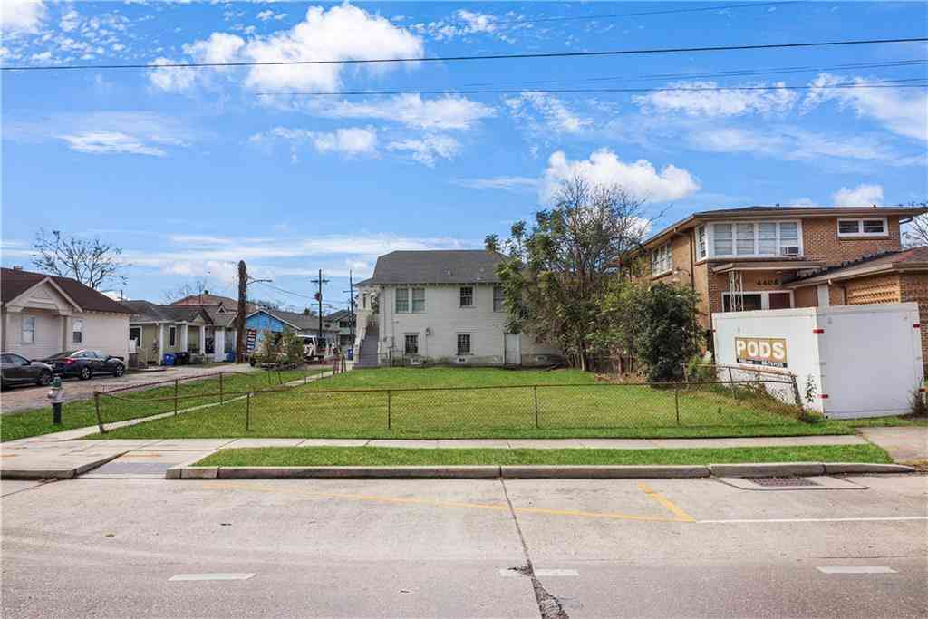 Vacant Land For Sale - 4402 Fontainebleau Drive<br/> New Orleans, LA 70125