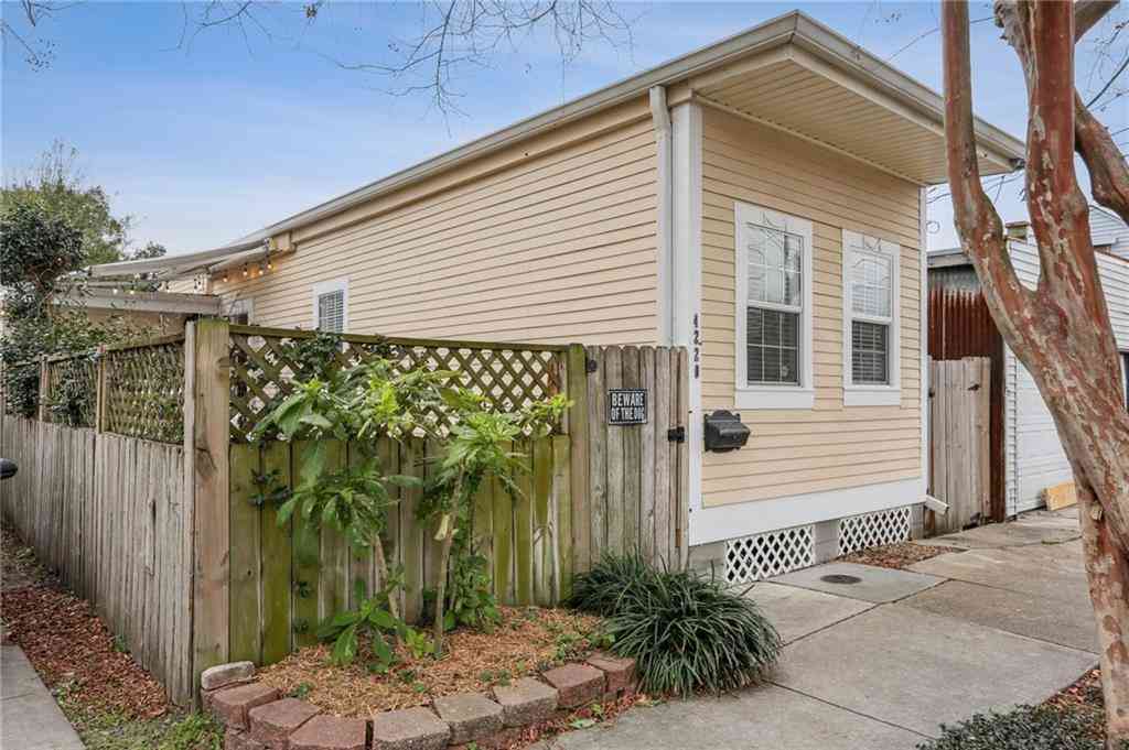Homes For Sale - 4220 St Peter Street<br/> New Orleans, LA 70119