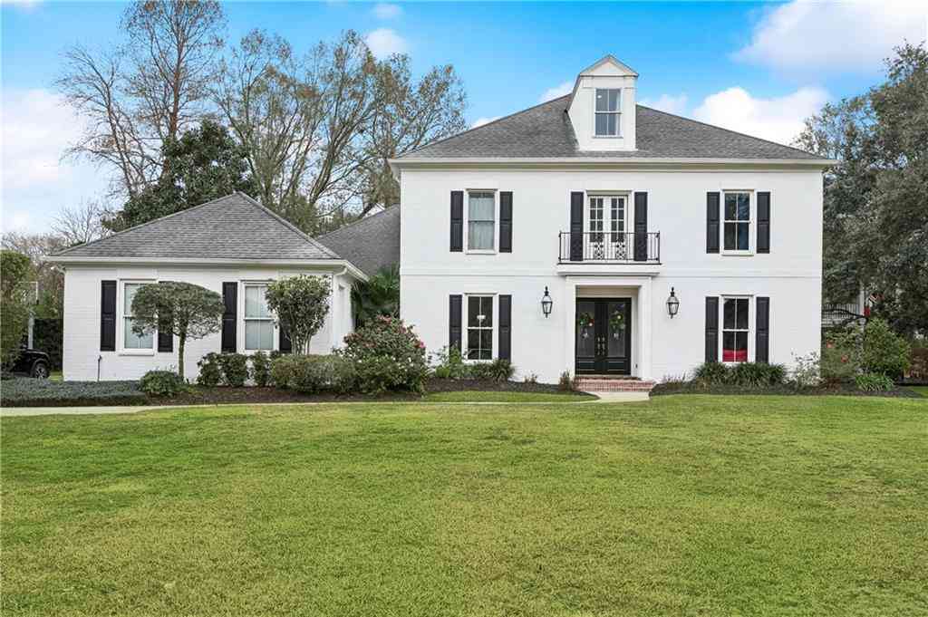 Homes For Sale - 21 English Turn Drive<br/> New Orleans, LA 70131
