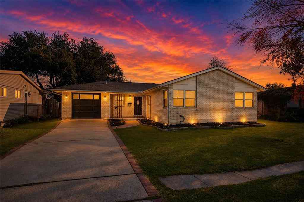 Homes For Sale - 2805 Elizabeth Street<br/> Metairie, LA 70003