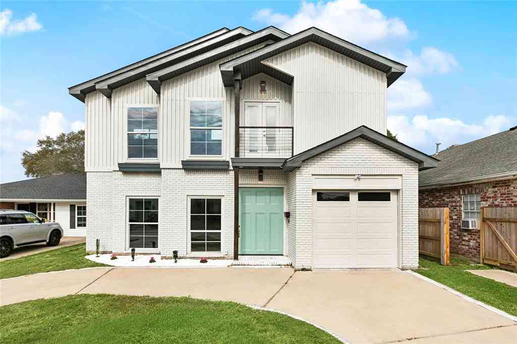 Homes For Sale - 4925 Jasper Street<br/> Metairie, LA 70006