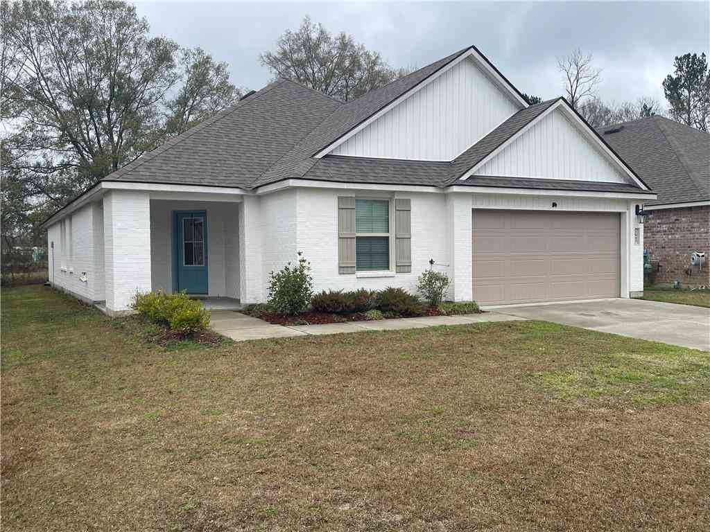 Homes For Sale - 7843 Joe Lynn Trail<br/> Denham Springs, LA 70726