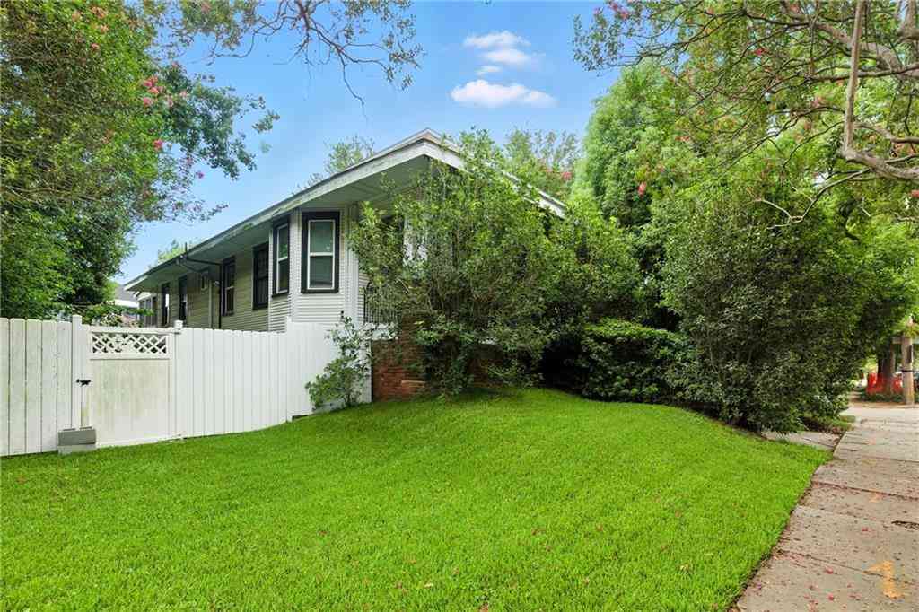 Homes For Rent - 1438 Broadway Street #A<br/> New Orleans, LA 70118