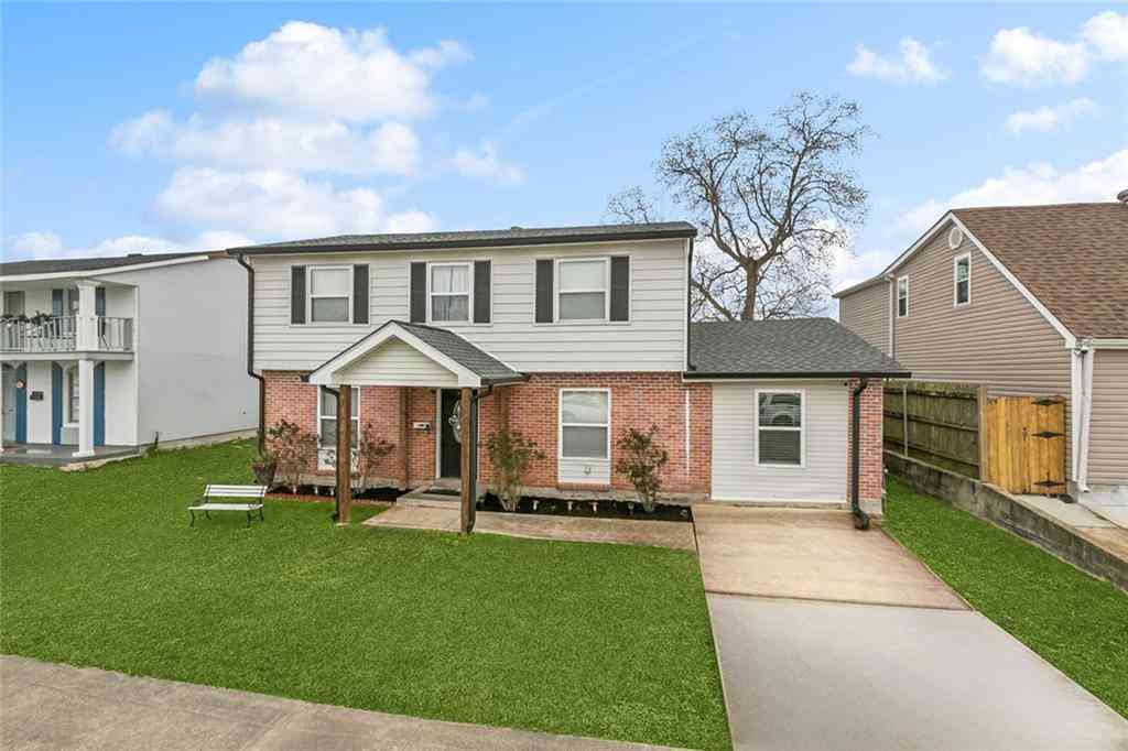 Homes For Sale - 3506 E Louisiana State Drive<br/> Kenner, LA 70065