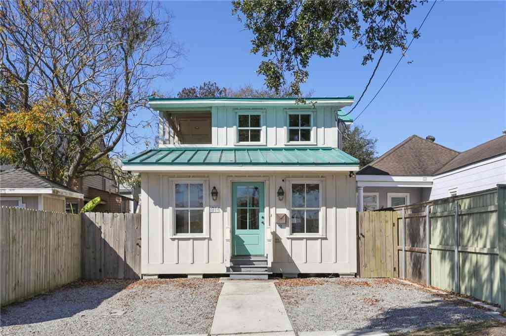 Homes For Sale - 1914 Adams Street<br/> New Orleans, LA 70118
