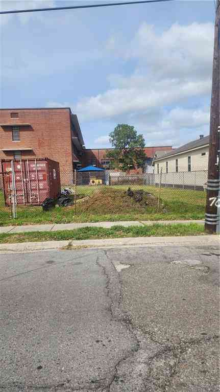 Vacant Land For Sale - 3611 N Miro Street<br/> New Orleans, LA 70117