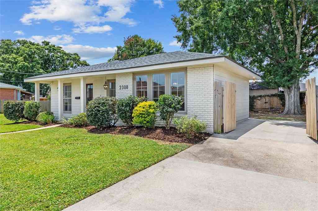 Homes For Sale - 2308 Taft Park<br/> Metairie, LA 70001