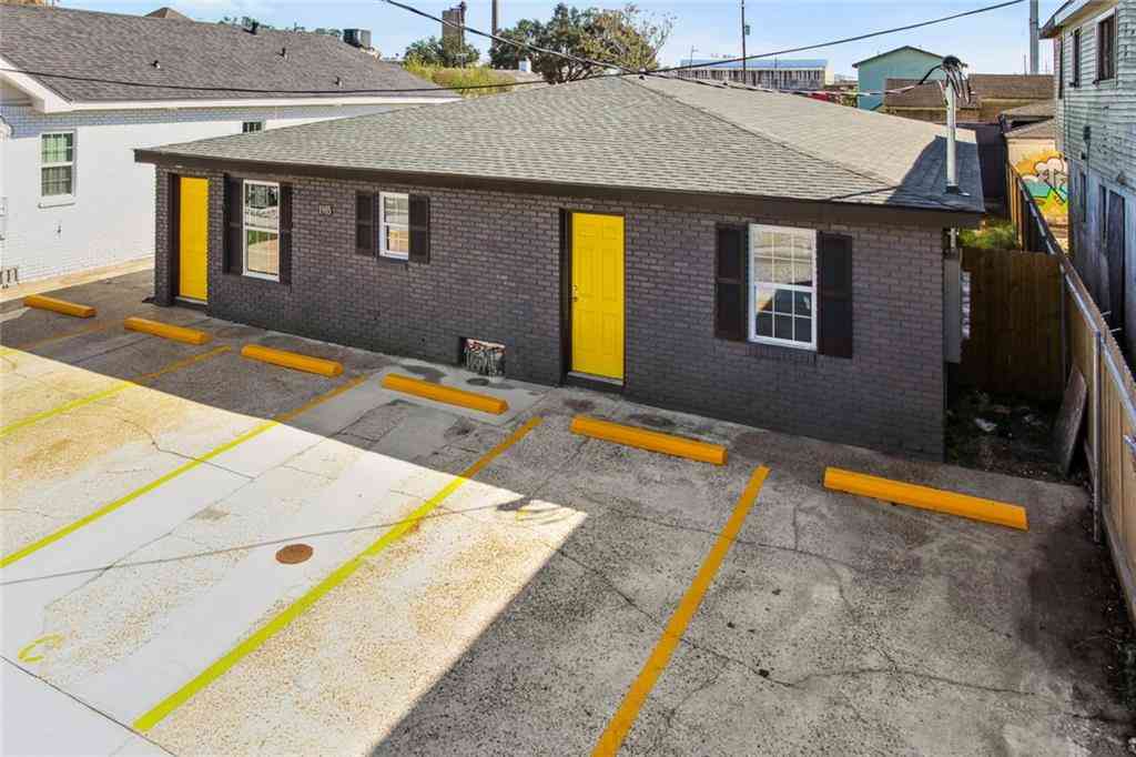 Condo For Sale - 1905 France Street<br/> New Orleans, LA 70117
