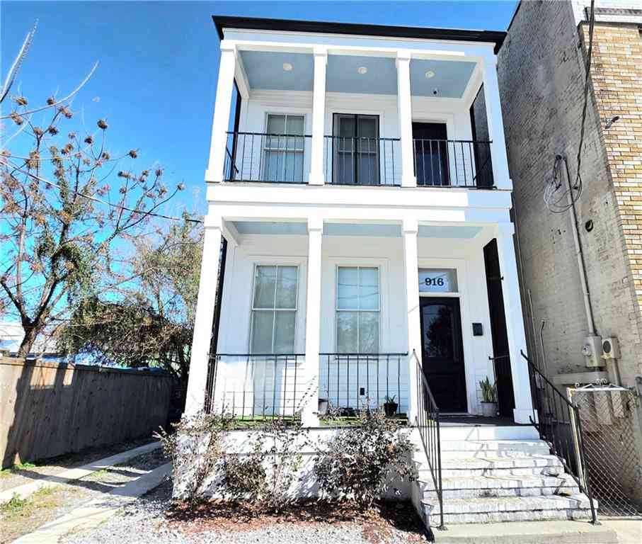 Multifamily For Sale - 916 & 918 Teche Street<br/> New Orleans, LA 70131