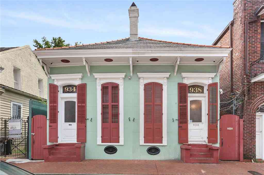 Condo For Sale - 938 St Louis Street #938<br/> New Orleans, LA 70112