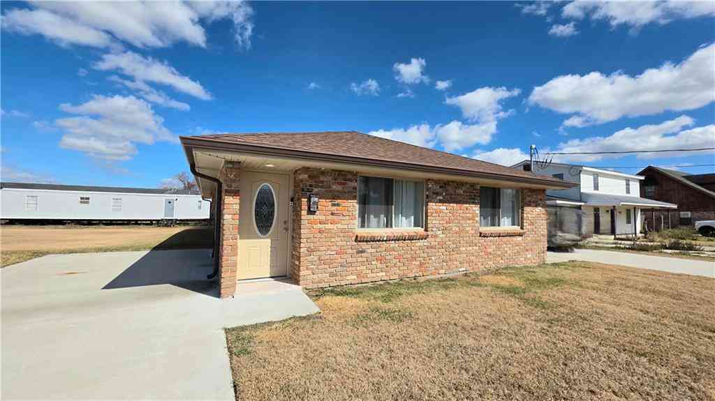 Multifamily For Rent - 117 Beta Street #B<br/> Belle Chasse, LA 70037