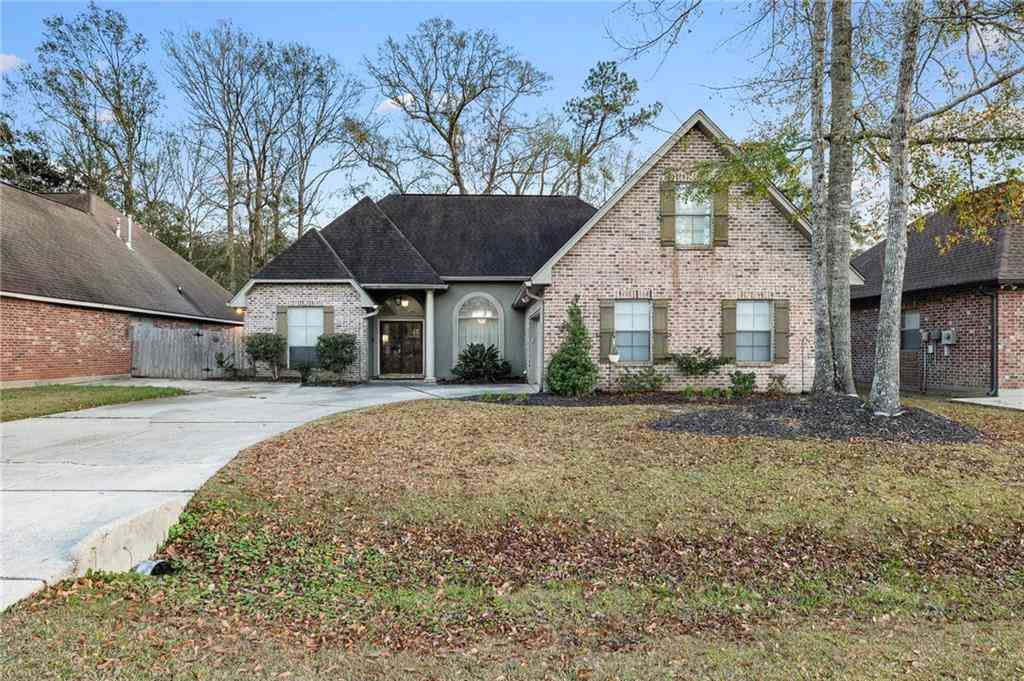 Homes For Sale - 373 Autumn Lakes Road<br/> Slidell, LA 70461