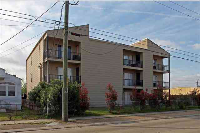 Apartment For Rent - 10000 Hayne Drive #201<br/> New Orleans, LA 70127