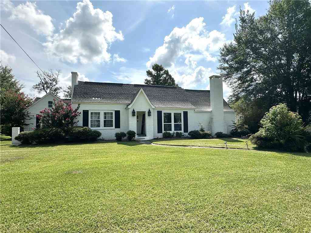 Homes For Sale - 721 10th Avenue<br/> Washington County, Franklinton, LA 70438