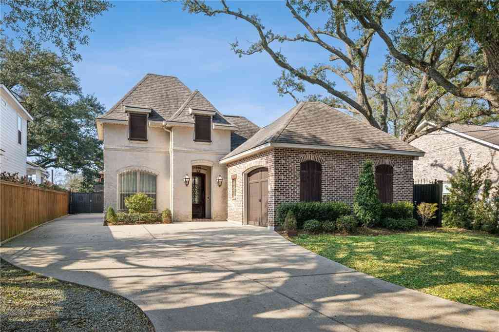 Homes For Sale - 308 Tullulah Avenue<br/> River Ridge, LA 70123
