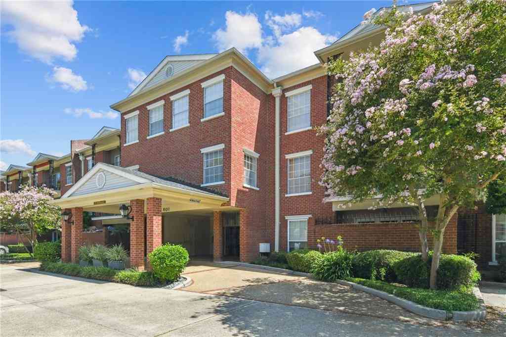 Condo For Sale - 801 Rue Burgundy Street #214<br/> Metairie, LA 70005