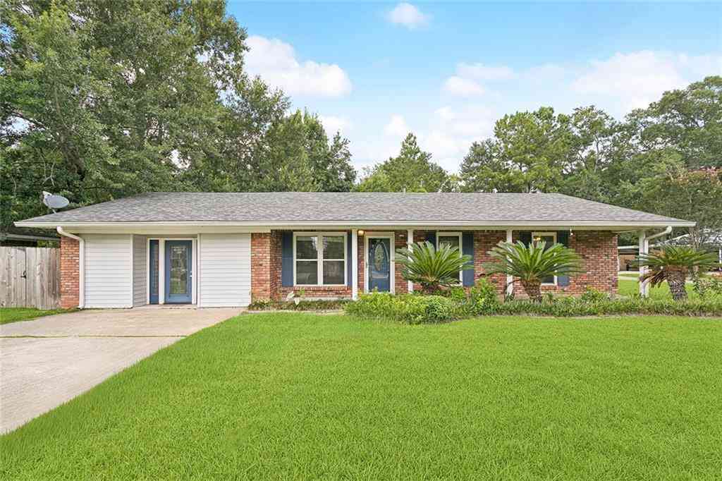Homes For Sale - 1344 St. Theresa Place<br/> Slidell, LA 70460