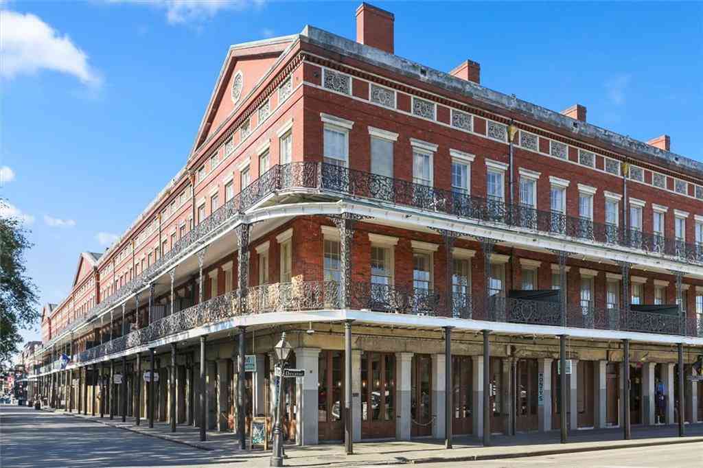 Apartment For Rent - 807 Decatur Street #2<br/> New Orleans, LA 70116