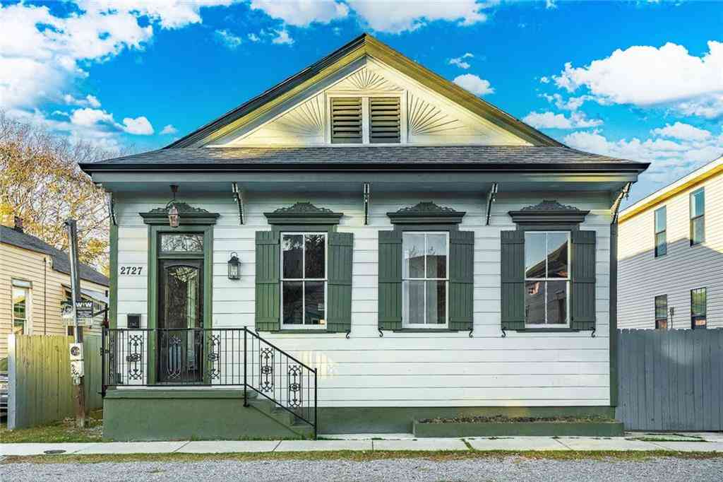 Homes For Sale - 2727 Marais Street<br/> New Orleans, LA 70117