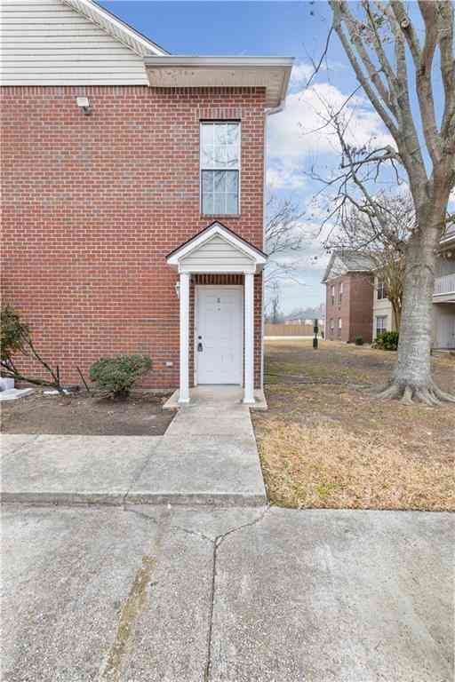 Condo For Sale - 1500 Brightside Drive #B8<br/> Baton Rouge, LA 70820