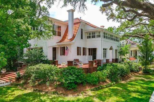 Homes For Sale - 1100 City Park Avenue<br/> New Orleans, LA 70119