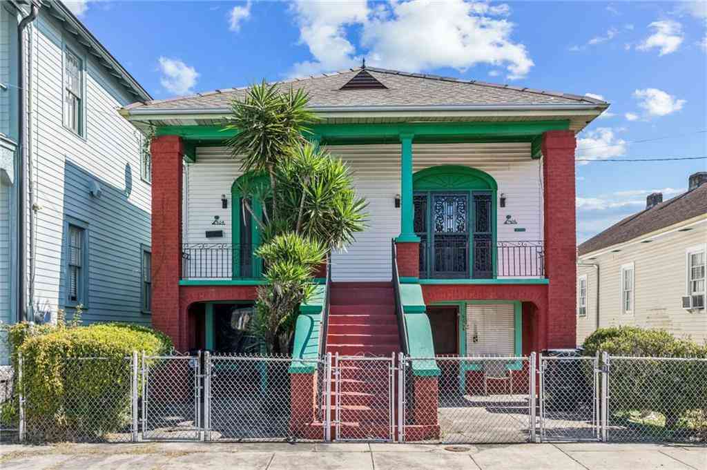 Multifamily For Sale - 906 Verret Street<br/> New Orleans, LA 70114