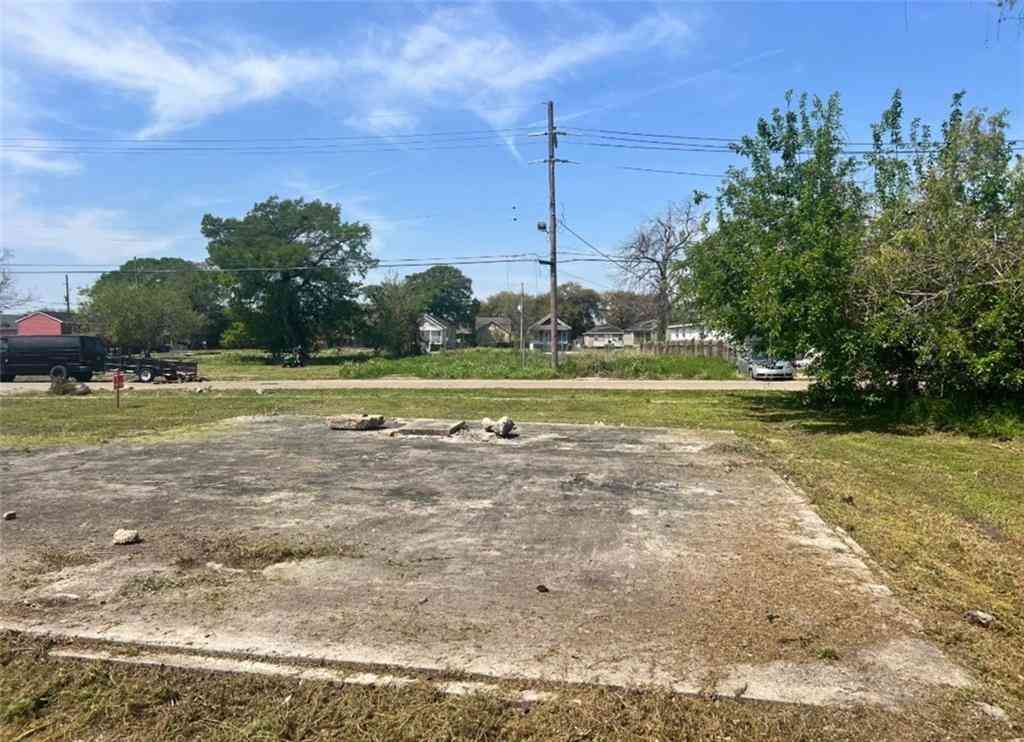 Vacant Land For Sale - 1813 Alabo Street<br/> New Orleans, LA 70117