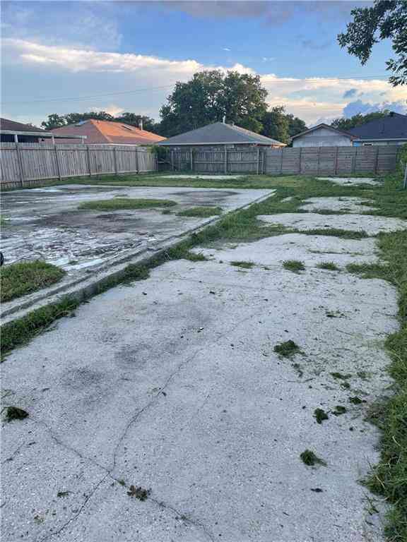 Vacant Land For Sale - 7850 Parry Street<br/> New Orleans, LA 70128