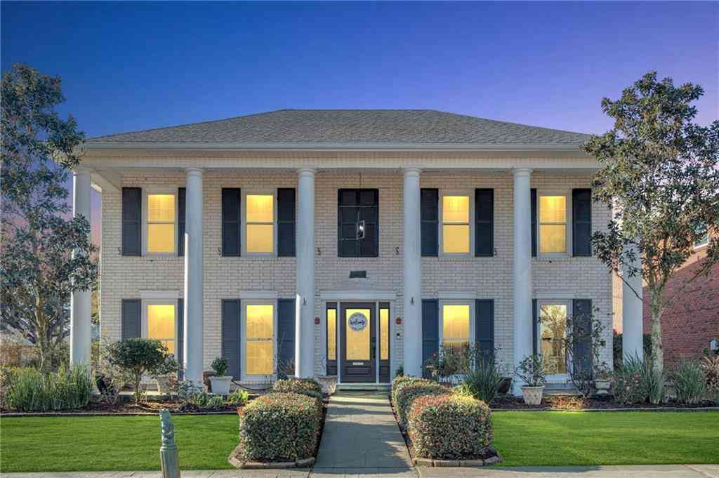 Homes For Sale - 4700 Folse Drive<br/> Metairie, LA 70006