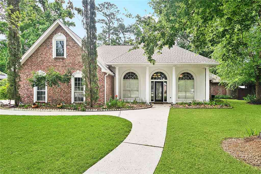 Homes For Rent - 1306 Woodmere Drive<br/> Mandeville, LA 70471