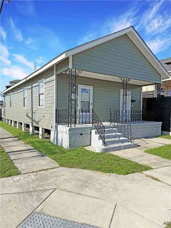 Multifamily For Rent - 753 S Genois Street<br/> New Orleans, LA 70119