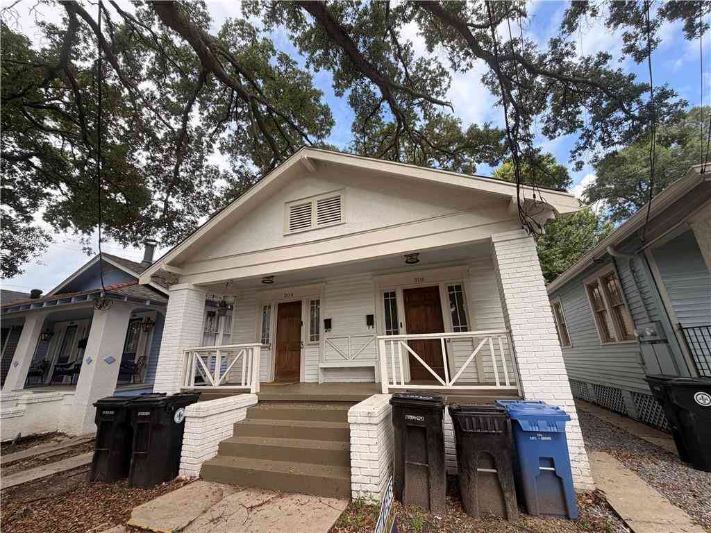 Multifamily For Rent - 310 Broadway Street<br/> New Orleans, LA 70118