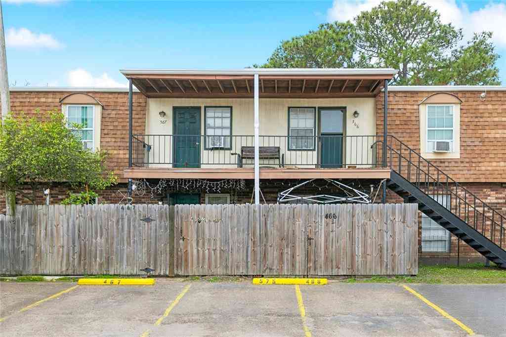 Condo For Rent - 6220 Riverside Drive #567<br/> Metairie, LA 70003