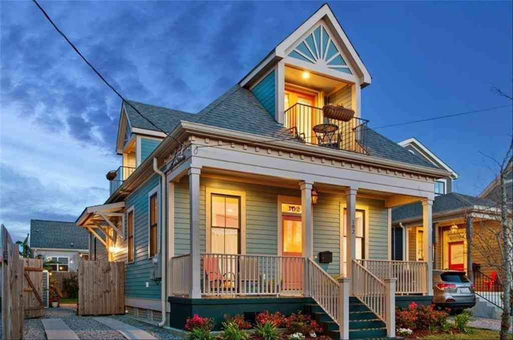 Homes For Sale - 102 Atlantic Avenue<br/> New Orleans, LA 70114