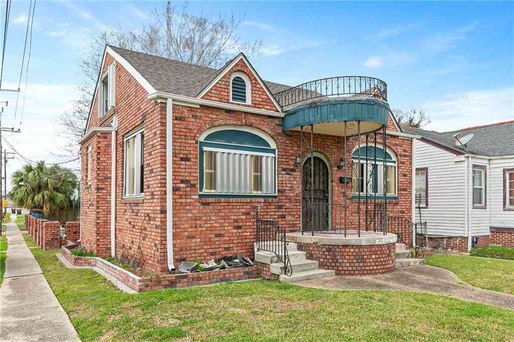Homes For Sale - 3100 New Orleans Street<br/> New Orleans, LA 70122