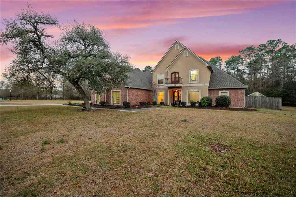 Homes For Sale - 21035 Beau Chateau Boulevard<br/> Ponchatoula, LA 70454