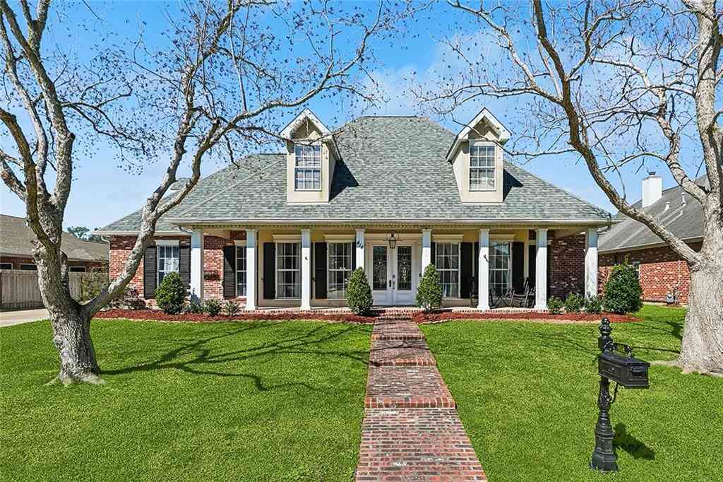 Homes For Sale - 414 Doctor Gorman Drive<br/> Belle Chasse, LA 70037
