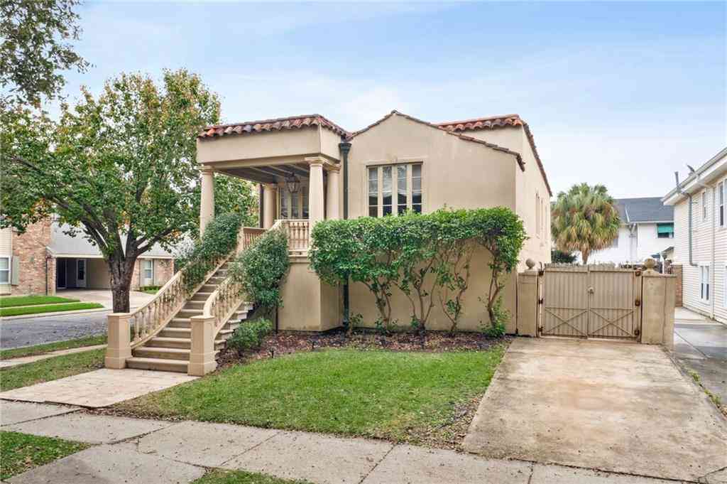 Homes For Rent - 5373 Canal Boulevard<br/> New Orleans, LA 70124