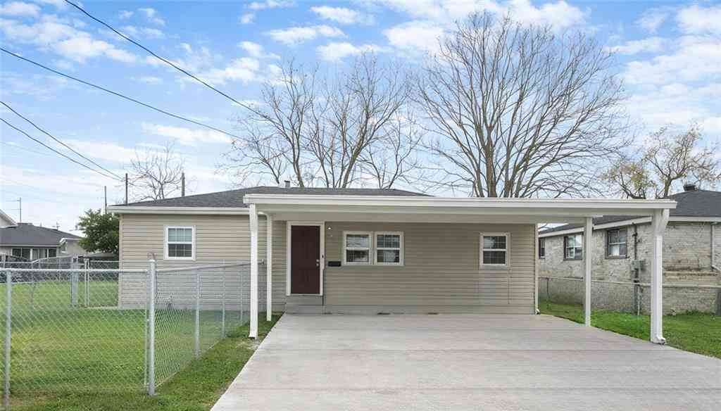 Homes For Sale - 644 10th Street<br/> Westwego, LA 70094