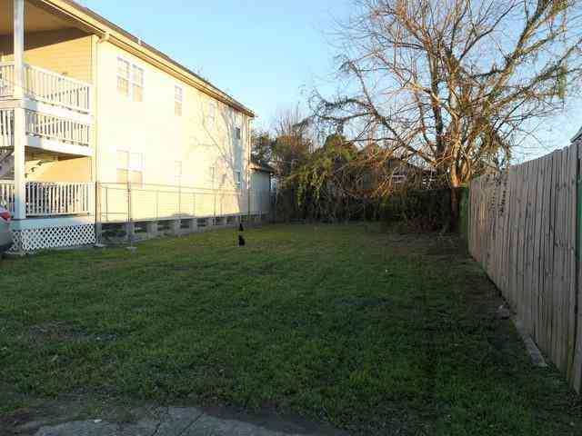 Vacant Land For Sale - 2218 Clara Street<br/> New Orleans, LA 70113